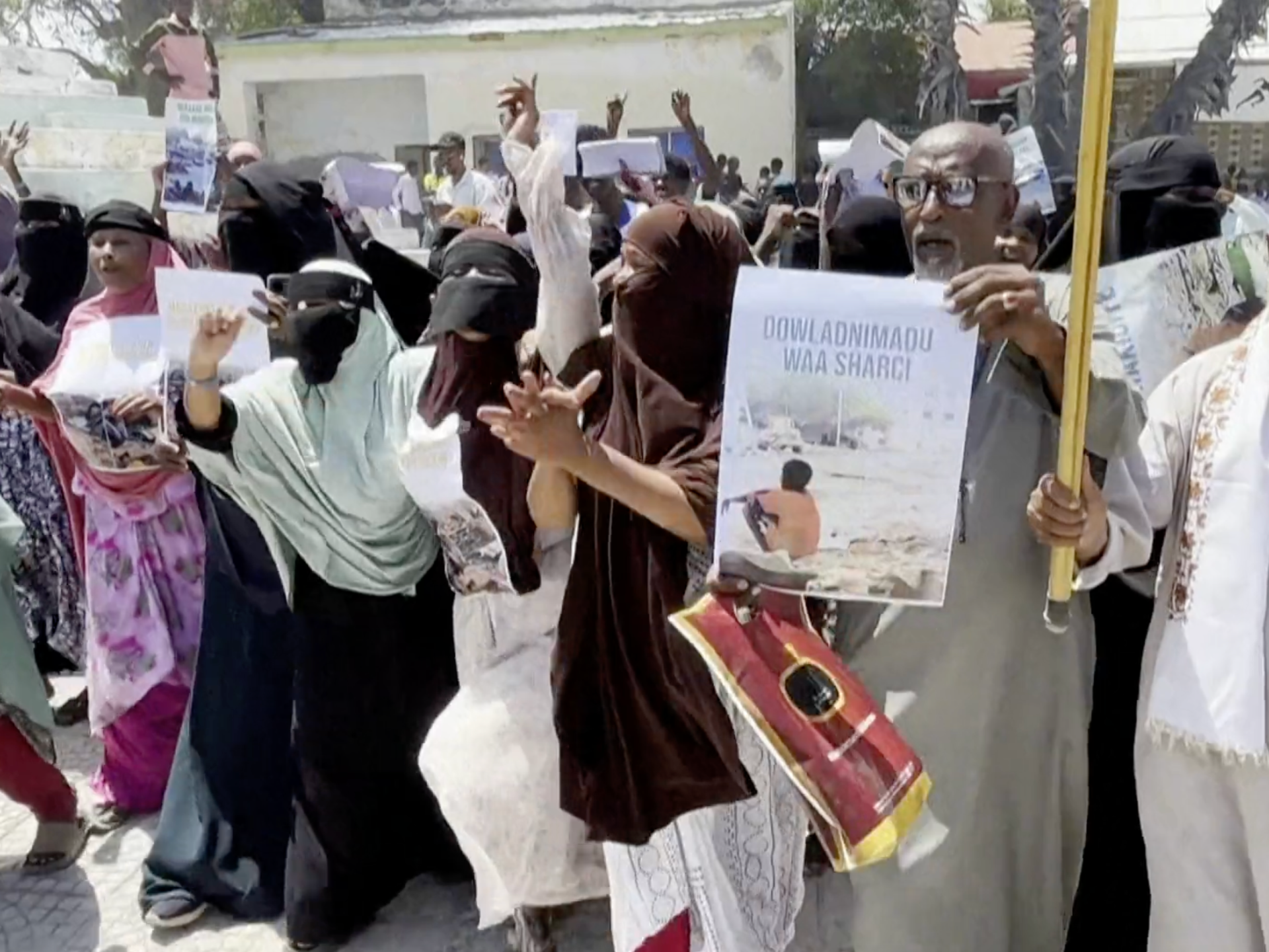 Somalis rally against government-ordered evictions in Mogadishu | Protests