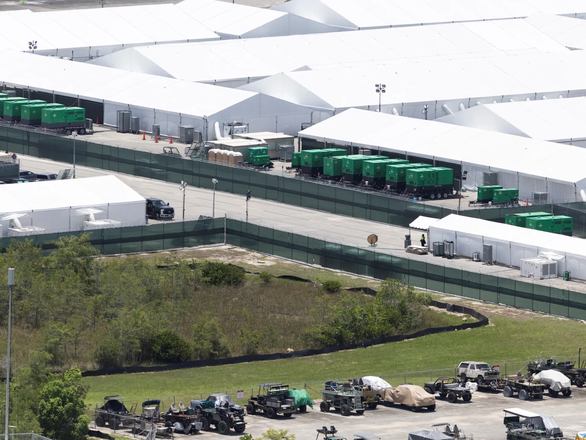 Florida’s ‘Alligator Alcatraz’ migrant detention centre to close | Donald Trump
