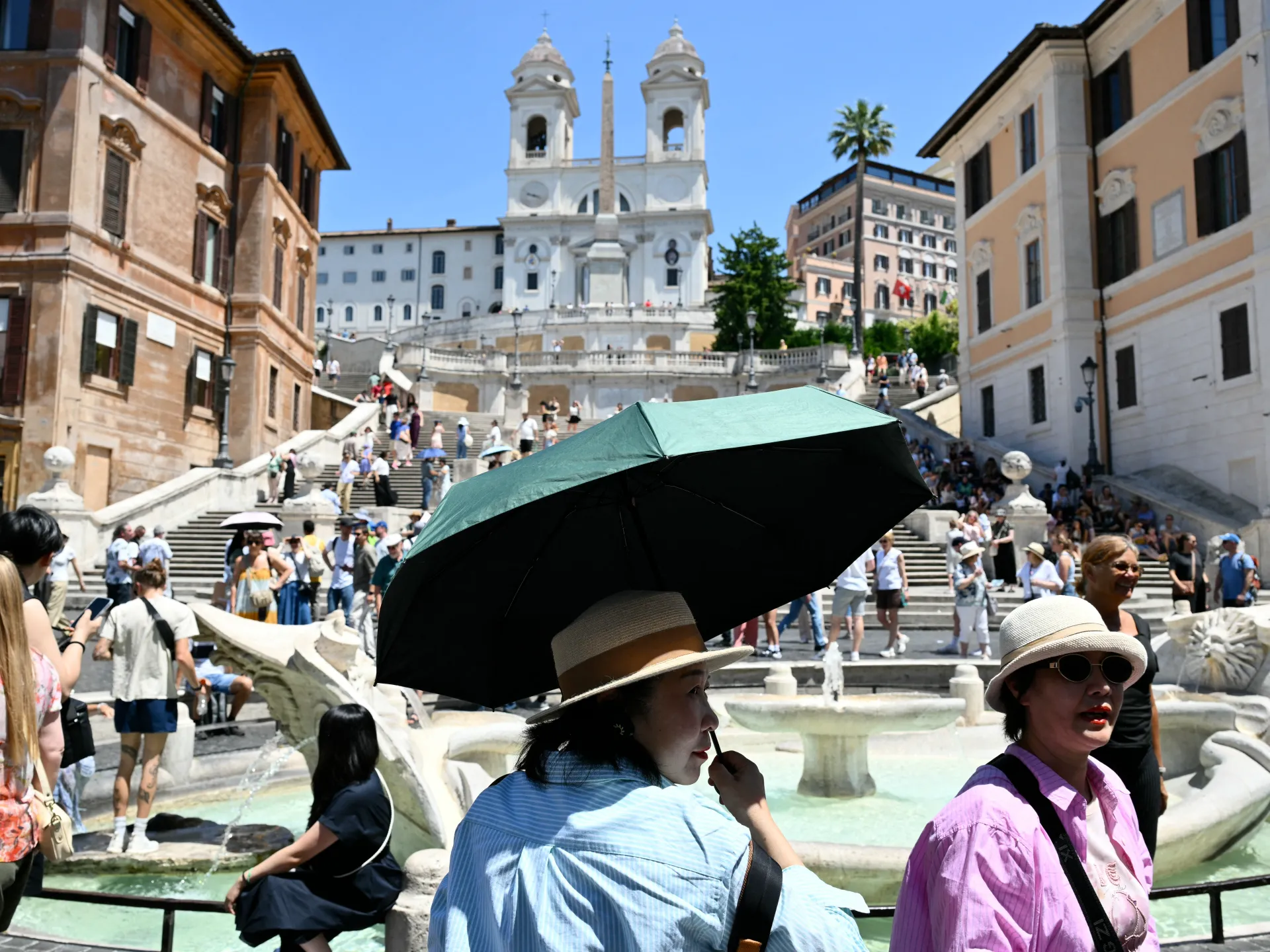 Europe hit by record-breaking heatwave | Weather