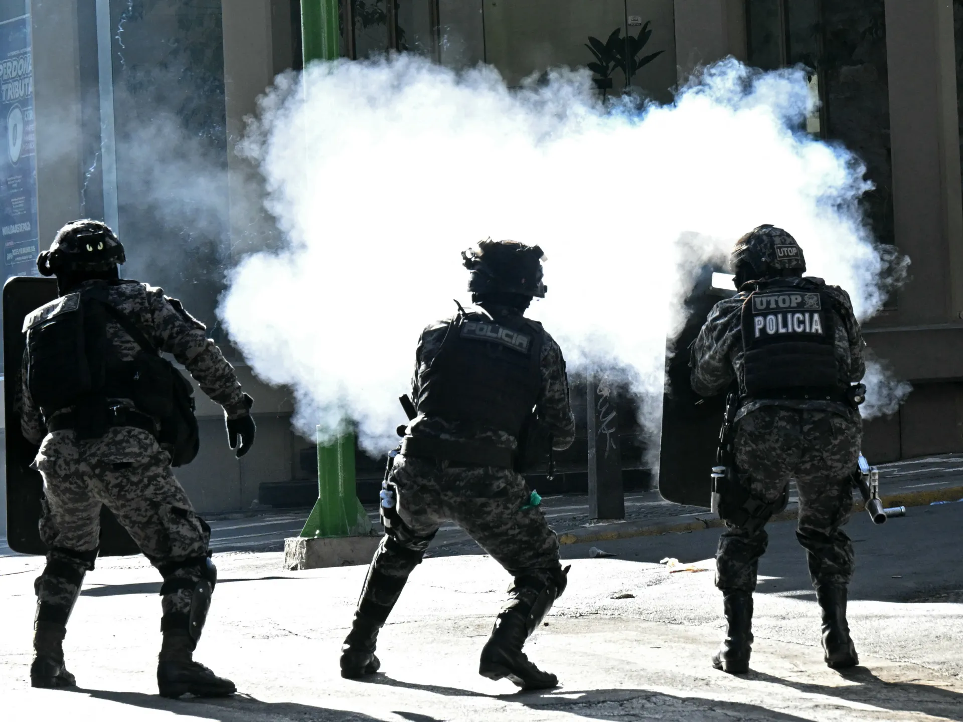 Explosions heard as mining groups stage anti-government protest in Bolivia | Protests News