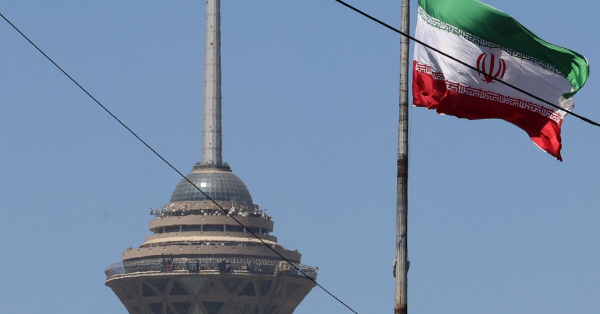 Iran warns deal with US not yet close, despite some progress