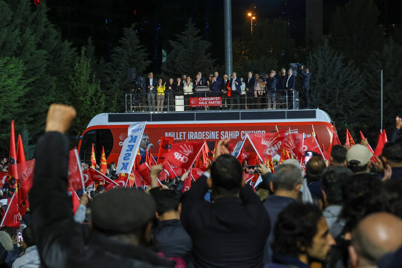 Turkish opposition leader vows to stay after court ousts him | Turkey Attempted Coup News