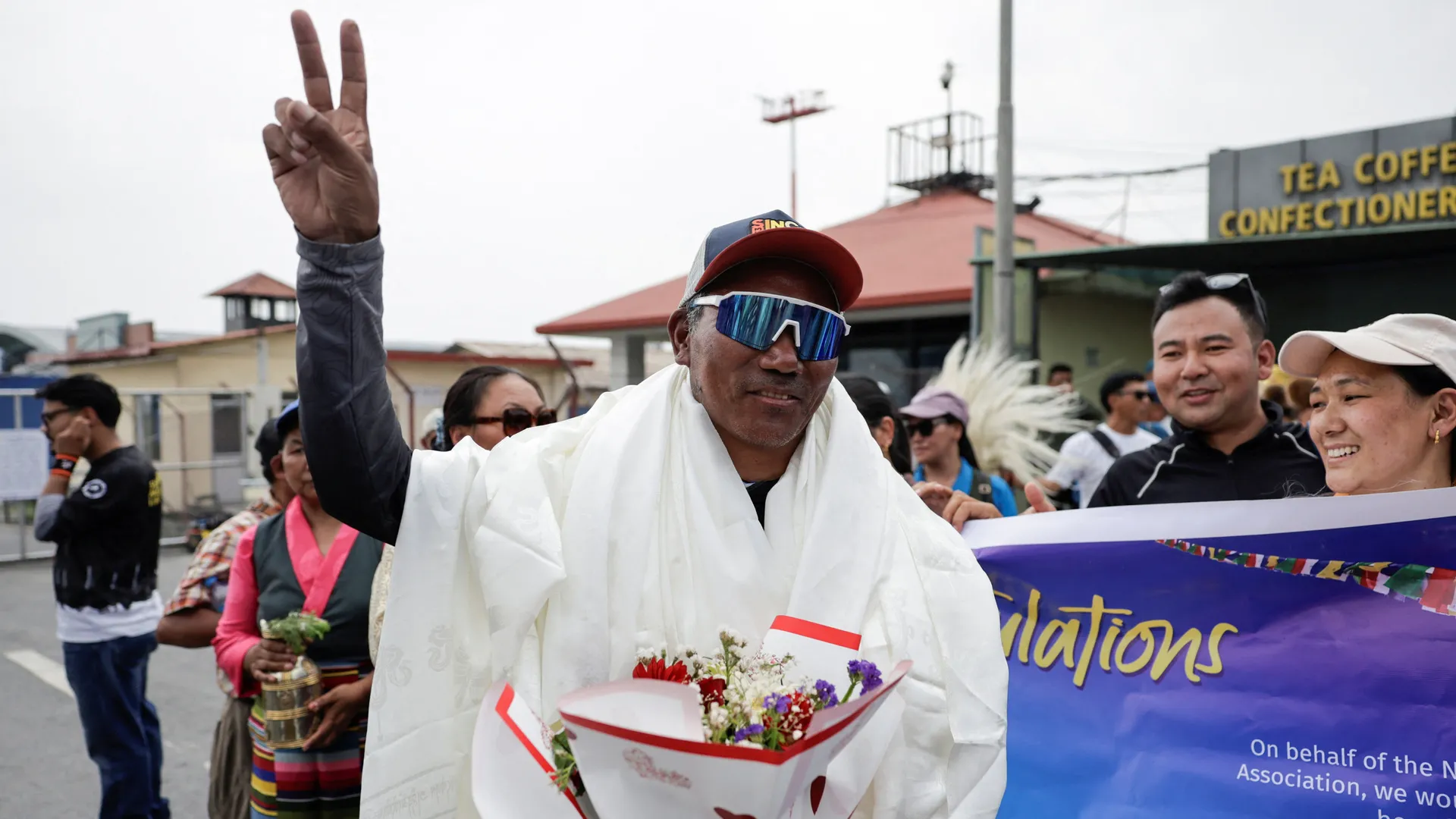 ‘Everest Man’ breaks his own record after historic 32nd climb | Mount Everest