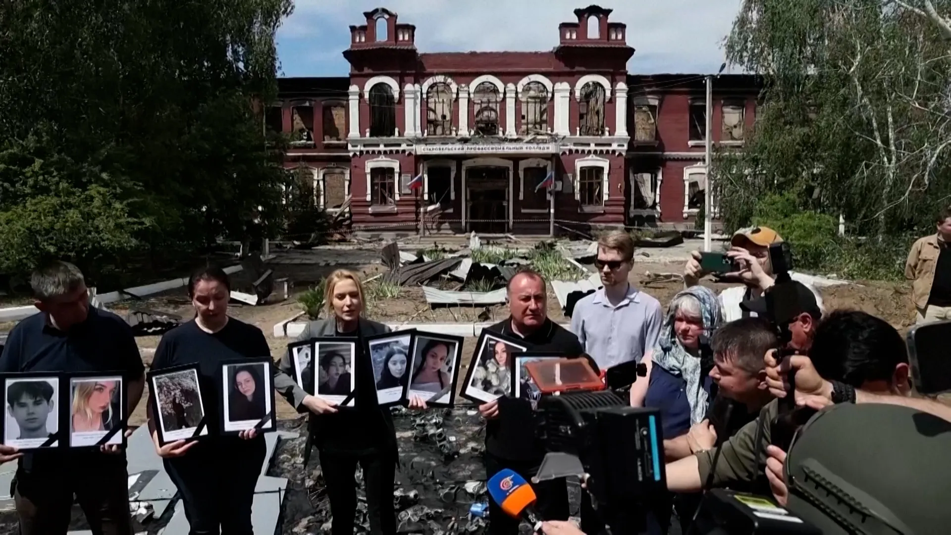 Russia invites media to view deadly strike on college in Luhansk | Newsfeed