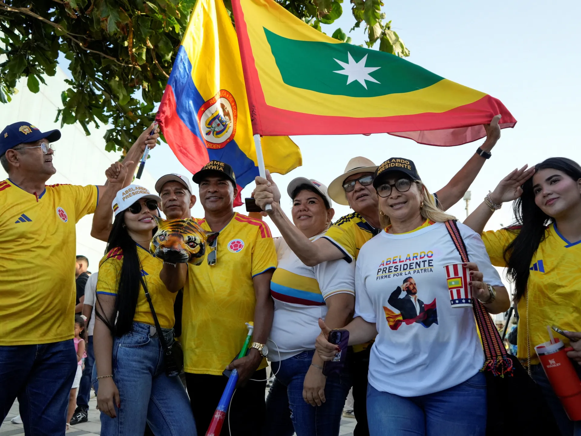 Cepeda, de la Espriella advance in Colombia’s presidential election | Elections News