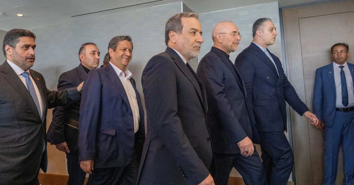 Hardliners accuse negotiating team of ignoring Supreme Leader’s objections
