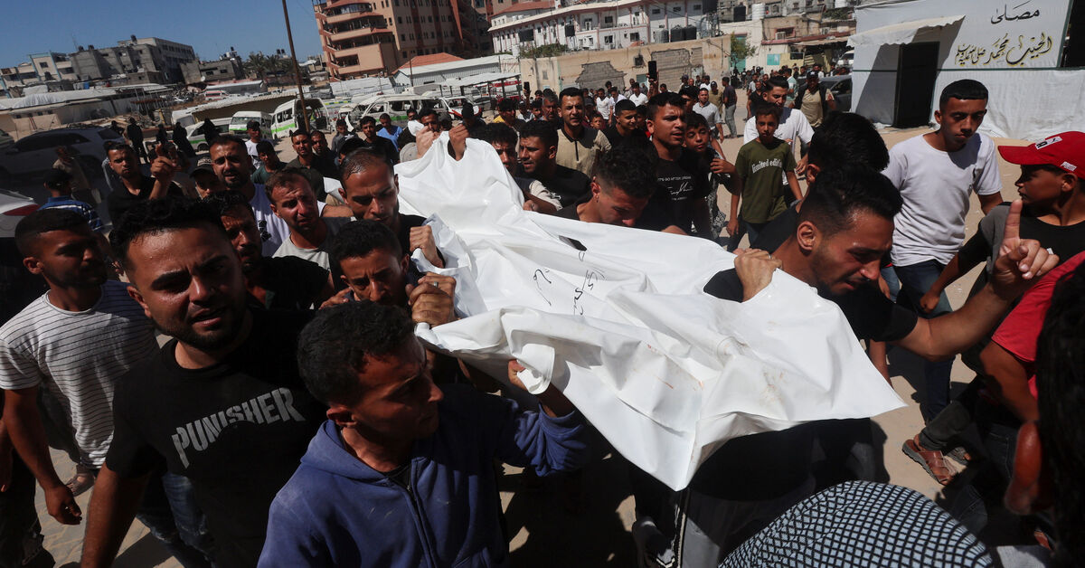 Israeli military kills four in Gaza and expands control zone, locals say