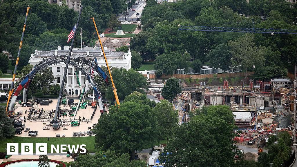 Senate advances funding bill after Republicans cut $1bn for White House ballroom
