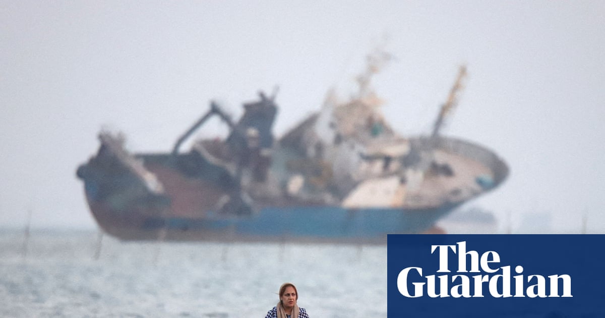 Trump news at a glance: Iran war pushing millions into hunger, UN says, as president struggles to reach peace deal | Trump administration