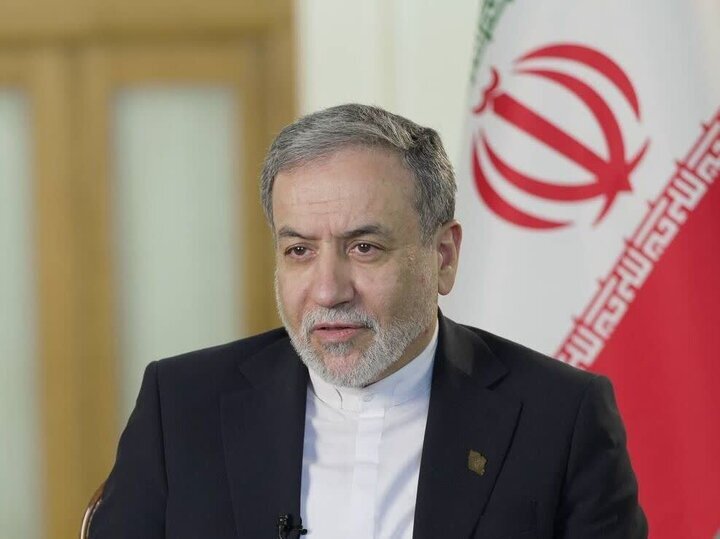 Araghchi warns against new US miscalculation in Persian Gulf