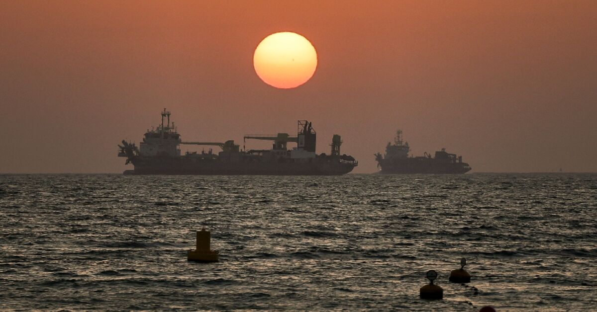 US says shot down Iran drones as war reaches 100th day
