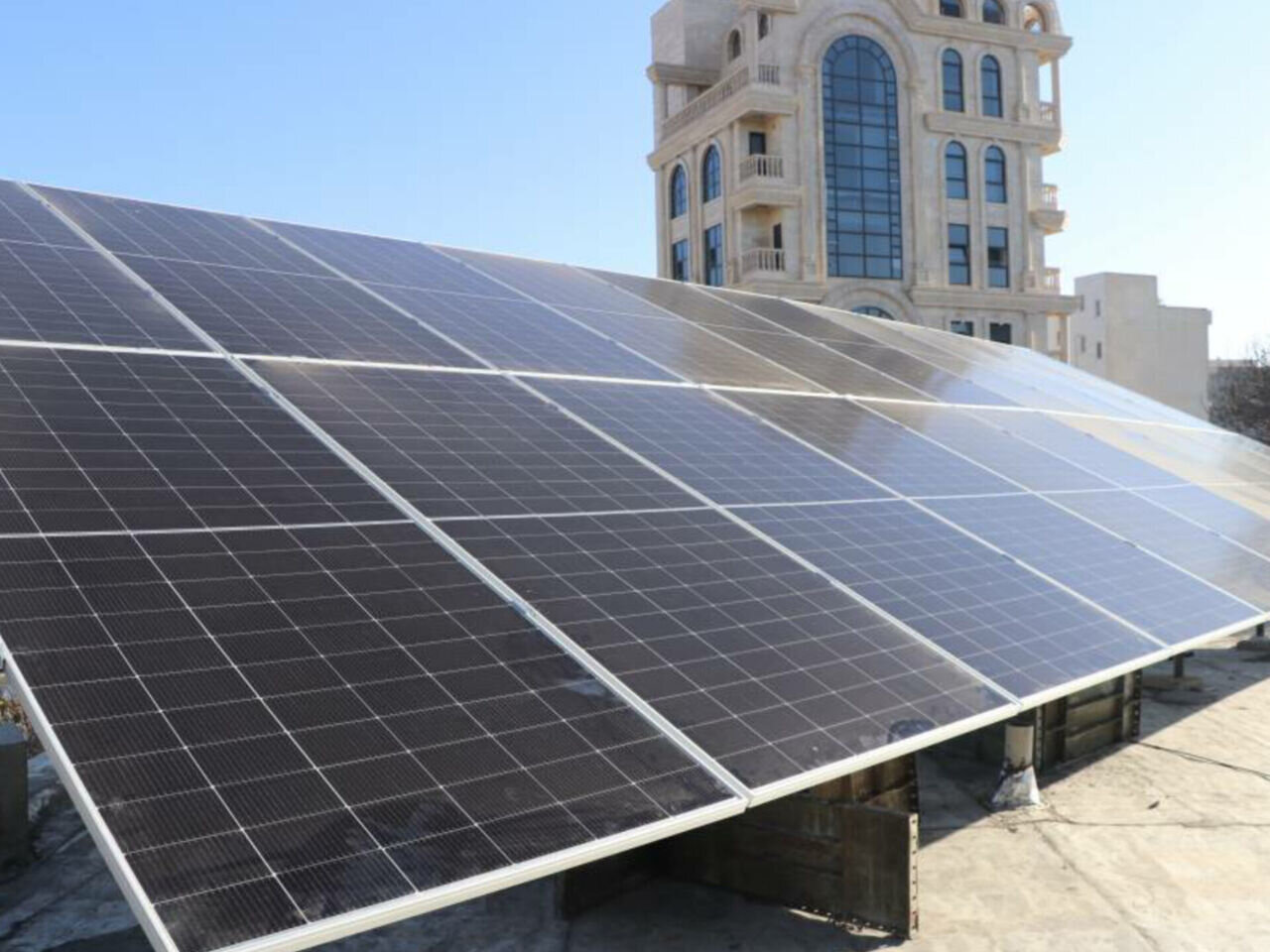 Thousands of schools to be equipped with solar panels