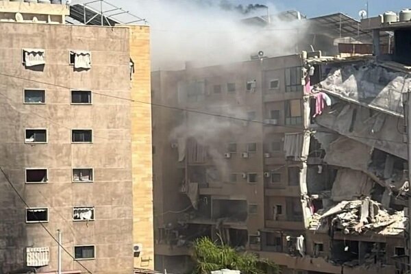 Zionist regime bombs Beirut in breach of ceasefire