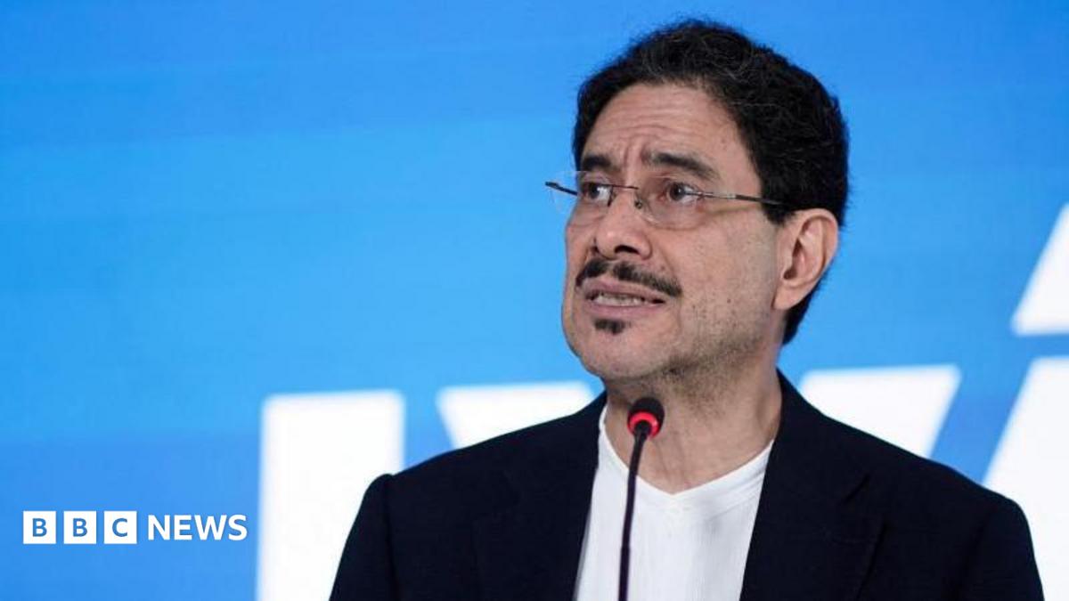 Colombia’s left-wing presidential candidate concedes defeat