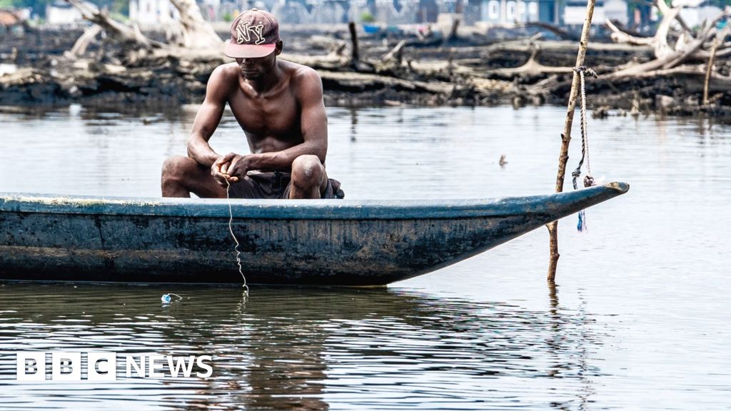 Shell pumped oil through Nigeria pipeline for years despite pollution evidence, documents show