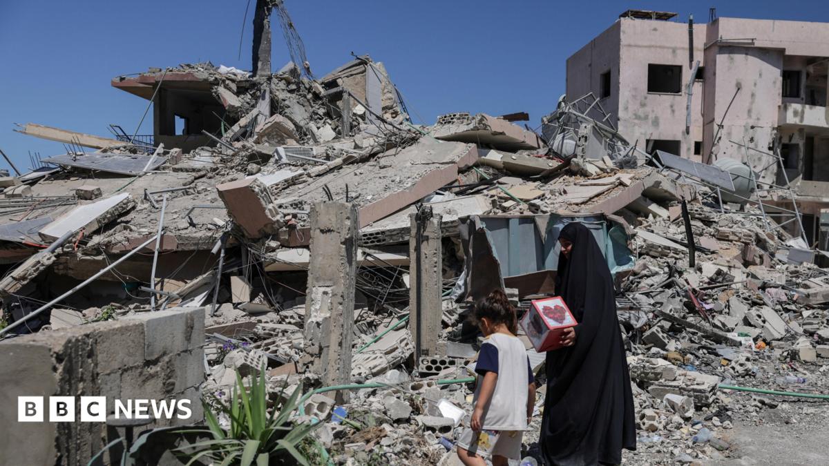 Israel and Hezbollah agree to ceasefire, US official tells BBC