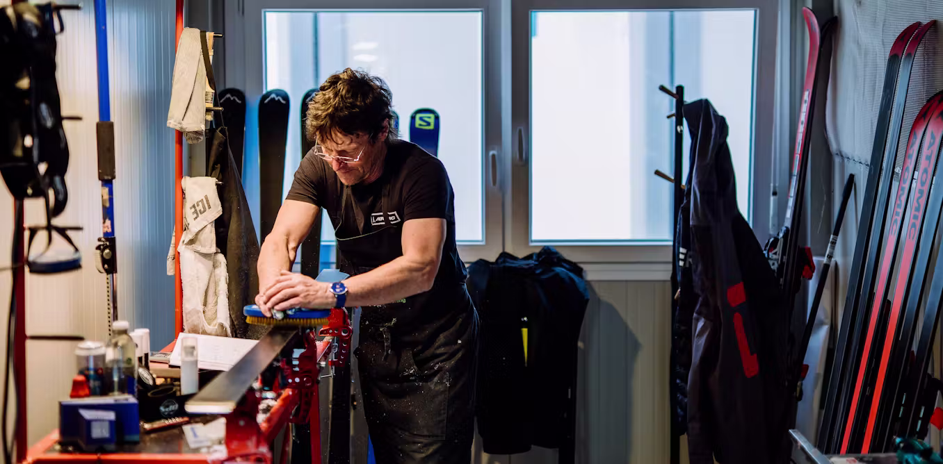 PFAS in ski wax: Despite bans, these forever chemicals linger in wax rooms, study shows – so does their health risk