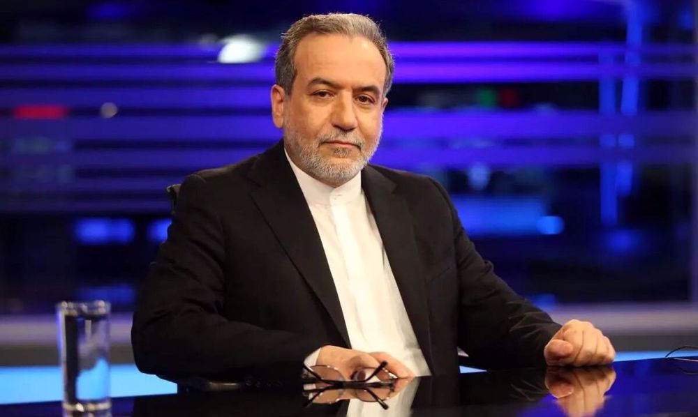 Iran FM Araghchi warns compromised US officials against mindless aggression