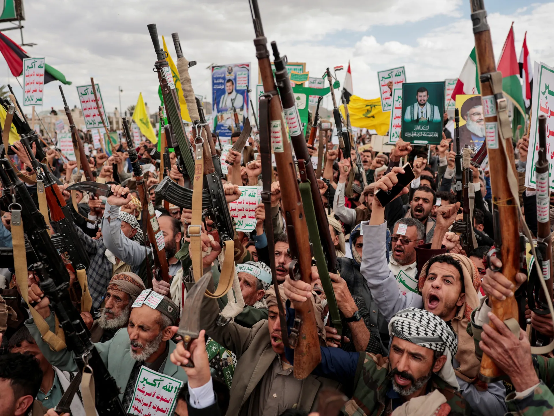 Yemen’s Houthis threaten Saudi Arabia after alleged airspace intrusion | News