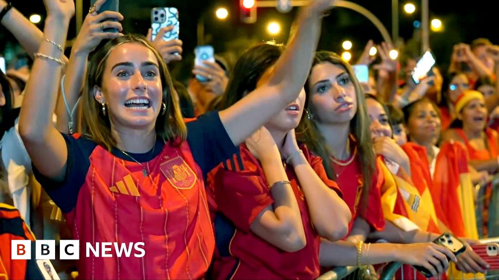 Moment fans in Madrid celebrate World Cup win against Argentina
