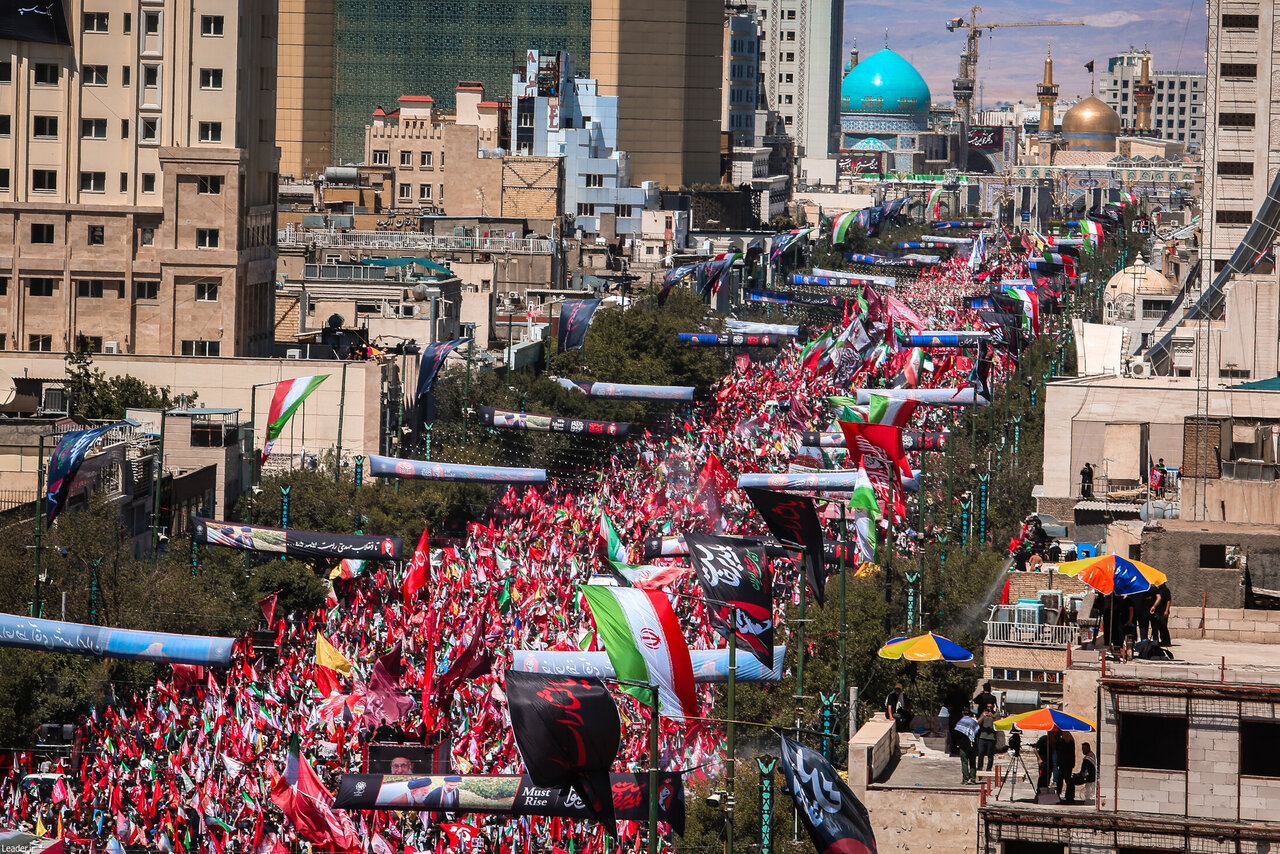 Millions flood Mashhad ahead of martyred Leader’s burial at Holy Imam Reza Shrine