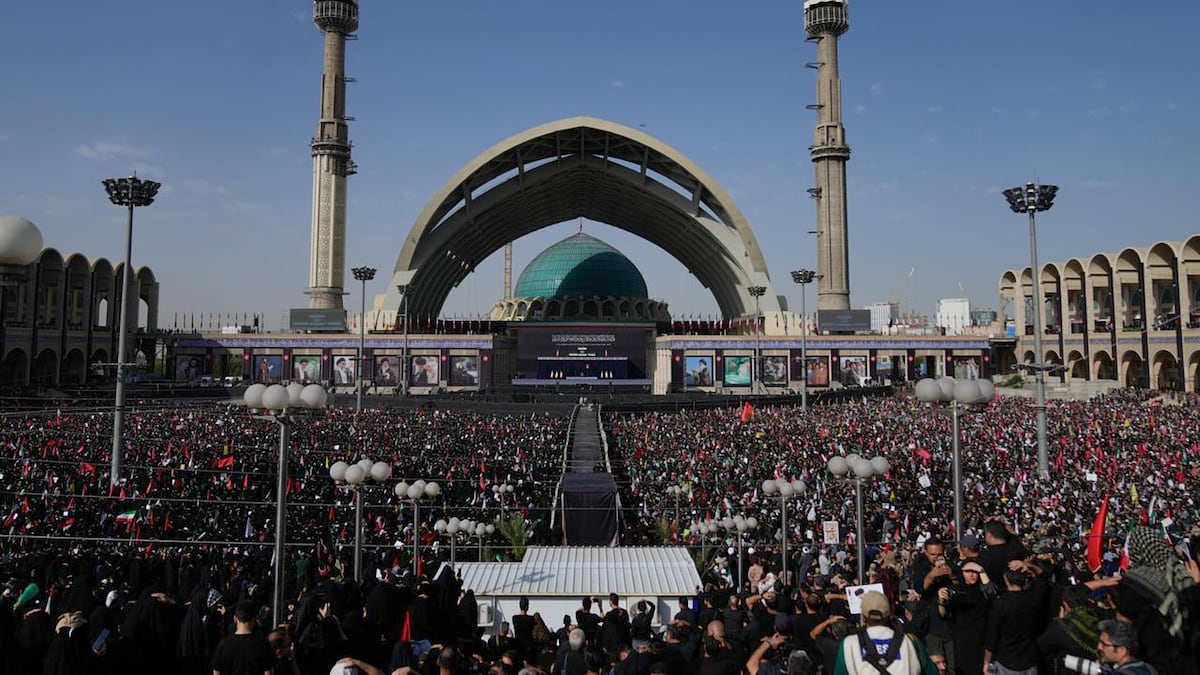 Dayslong funeral for slain Supreme Leader Ayatollah Ali Khamenei begins in Tehran – Oregon Public Broadcasting – OPB