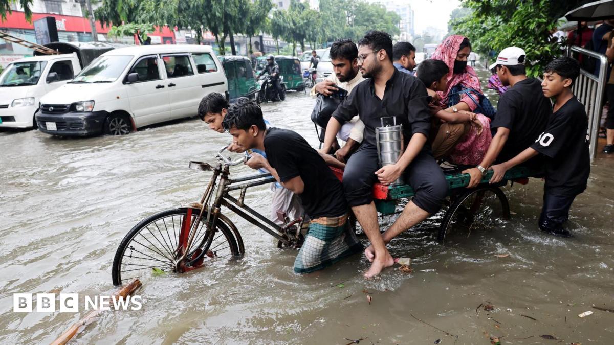 Heavy rain and flash floods in Bangladesh kill at least 50