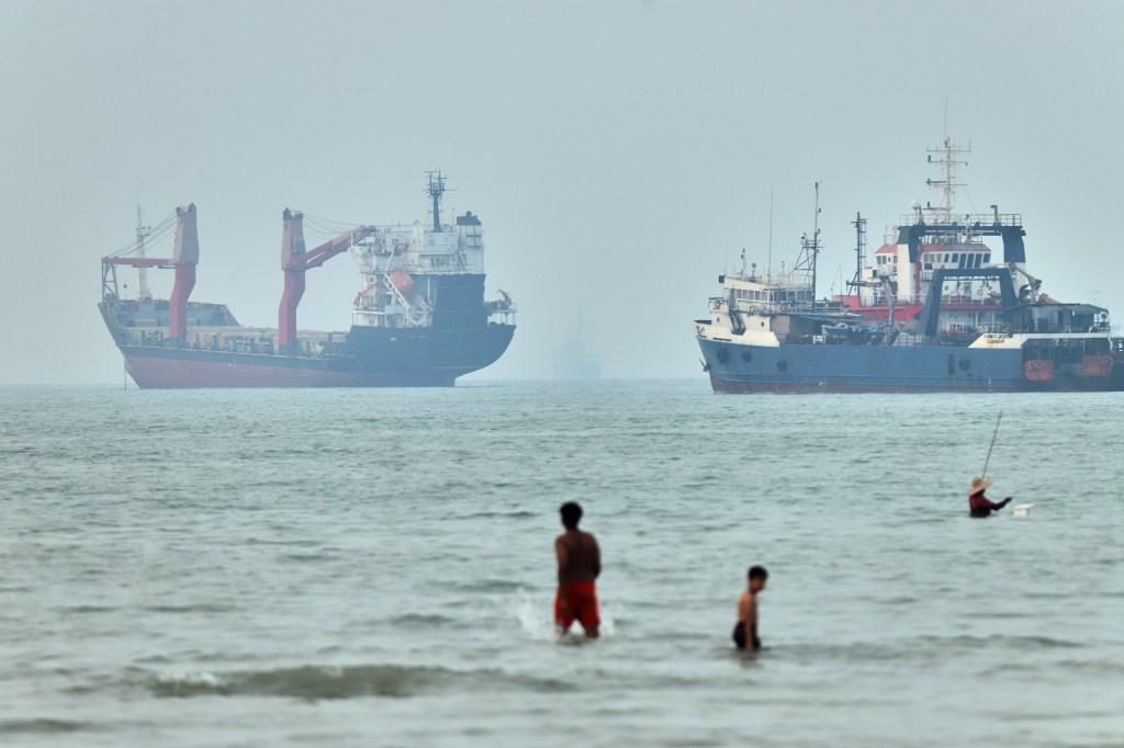 Opinion: Get ready for the Iran gas tax